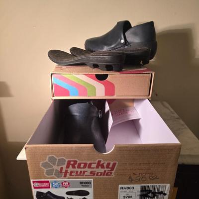 Womens shoes
