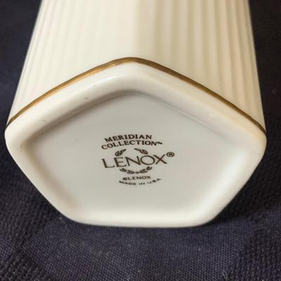 Sale Photo Thumbnail #852