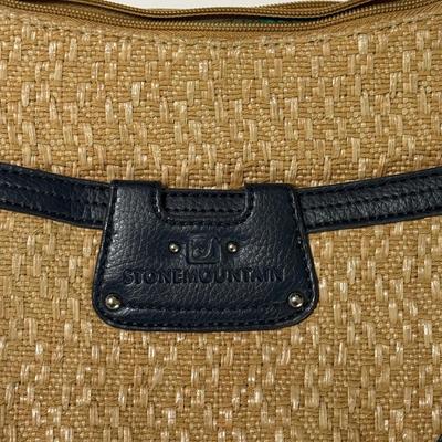 LOT 63L: Casual Summer Handbags: Stone Mountain & More
