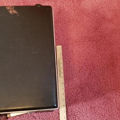 LOT 89X: Assorted Vintage Briefcases
