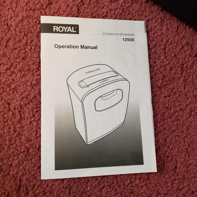 LOT 90X: Royal Paper Shredder 1250X