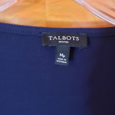 LOT 96X: Womens Fashion Collection; Closet Contents