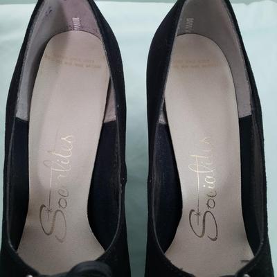 LOT 97Y: Vintage Shoes in Original Boxes