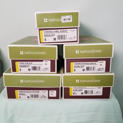 LOT 99Y: Assortment of Naturalizer Shoes for Women