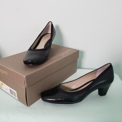LOT 100Y: Womens Shoes for All Occassions