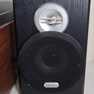 LOT 111L: Jensen JTA-475 3-Speed Turntable with CD, Cassette, and AM/FM Stereo Radio