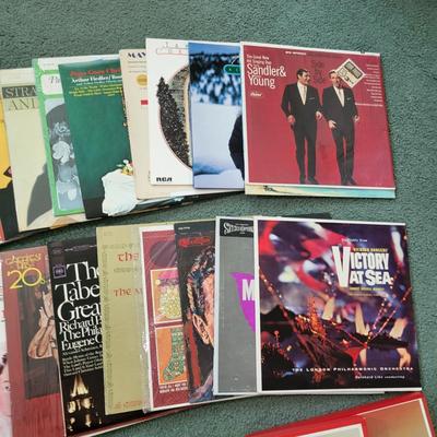 LOT 114L: Assorted Vintage Vinyl Record Albums