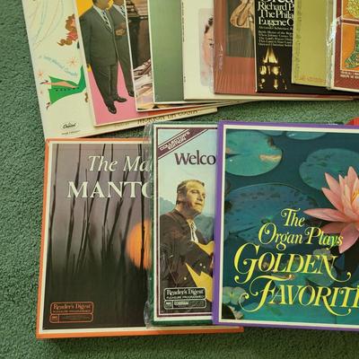 LOT 114L: Assorted Vintage Vinyl Record Albums