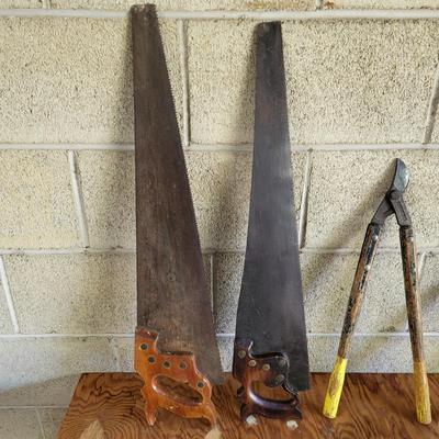 LOT 118G: Assorted Saws, Garden Clippers and Crowbars Lot