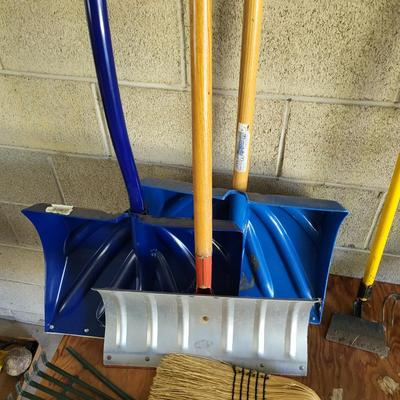 LOT 119G: Various Garden Tools and Snow Shovels
