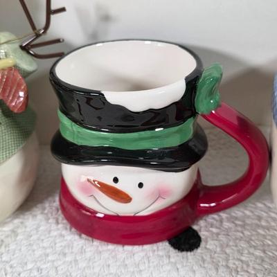 LOT 144D: Christmas in July! Vintage Lefton Holly Berry Collection Ceramic Sleigh & Leaf Dish, Ceramic Poinsettia Dishes, Snowman...