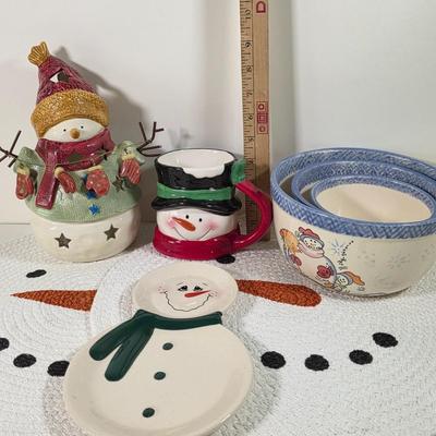 LOT 144D: Christmas in July! Vintage Lefton Holly Berry Collection Ceramic Sleigh & Leaf Dish, Ceramic Poinsettia Dishes, Snowman...