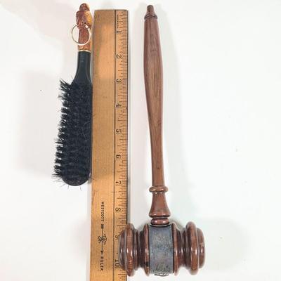 LOT 152D: Vintage Decorative Items, Leather Wrapped Lion Head W/Ring Italian Decanter, CA Saddle Leather Valet Travel Case, Horse Head...