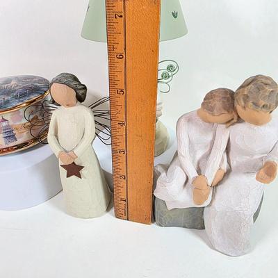 LOT 156D: Thomas Kinkade Light of Peace Music Box, Willow Tree Figures & More
