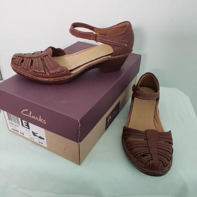 LOT 161Y: Large Assortment of Womens Shoes in Boxes
