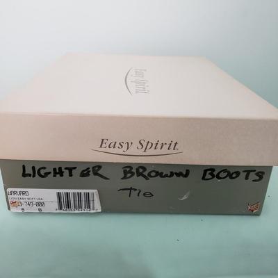 LOT 162Y: Womens Shoes, Boots, and Sneakers