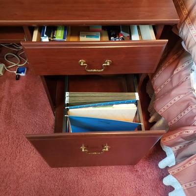 LOT 165X: Sauder Wooden Computer Desk with Hutch