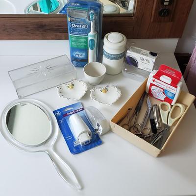 LOT 169Y: Bathroom Accessories; Oral B, Vintage Ceramics, New Products, and More