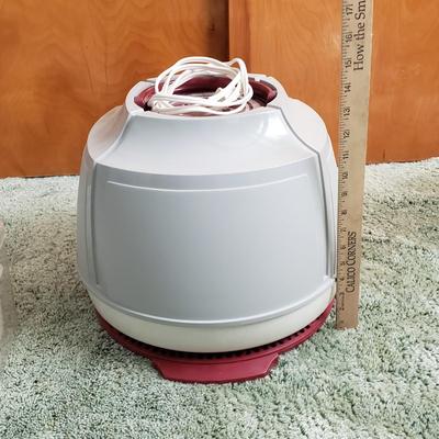 LOT 170Y: Vintage Sunbeam Portable Hair Dryer with Vintage Hair Accessories