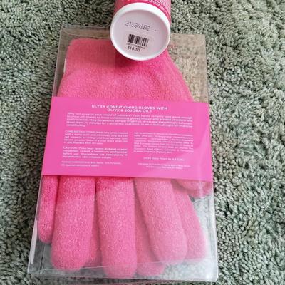 LOT 171Y: Assorted New in Box Products