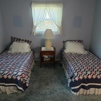 LOT 176Z: Set of Twin Beds with Bedding