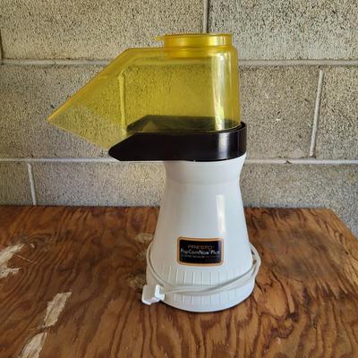 LOT 206G: Electric Popcorn Machine and Electric Ice Cream Freezer