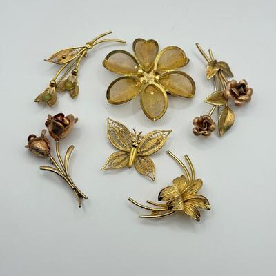 LOT 218J: Gorgeous Lot of Filigree & Mesh Goldtone Brooches