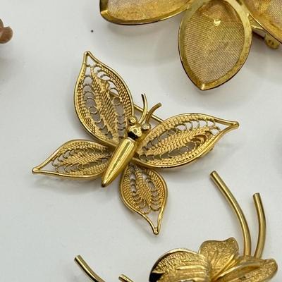LOT 218J: Gorgeous Lot of Filigree & Mesh Goldtone Brooches