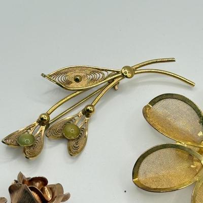 LOT 218J: Gorgeous Lot of Filigree & Mesh Goldtone Brooches