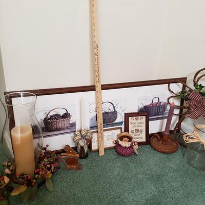 LOT 224Z: Large Assortment of Rustic Home Decor