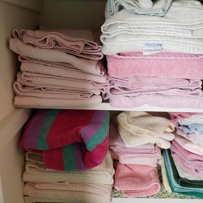 LOT 225: Closet Cleanout; Vintage Linens, Towels, and More