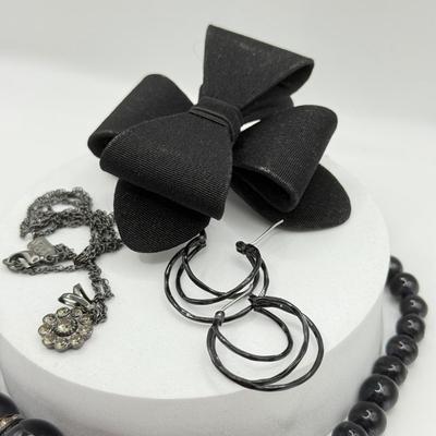 LOT 246J: Beaded Necklace, Bows, 1928 Necklace & Pierced Earrings