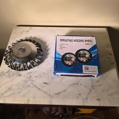 Derusting wheel