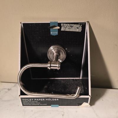Toilet paper holder
