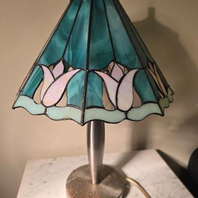 Desk lamp