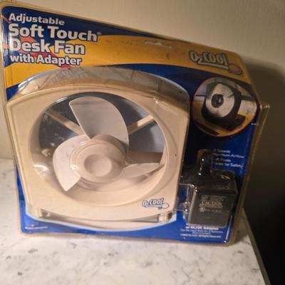 Desk fan
