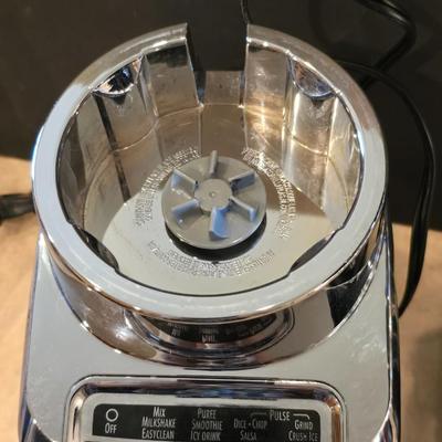 Oster Toaster & Hamilton Beach Blender (New in Box)