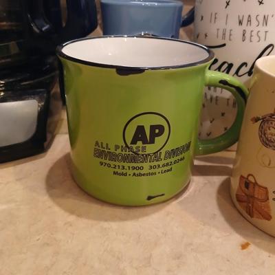 Mr. Coffee Maker with Assorted Mugs