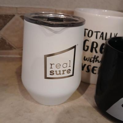 Mr. Coffee Maker with Assorted Mugs