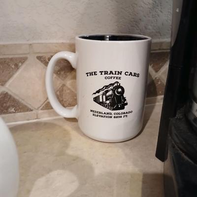 Mr. Coffee Maker with Assorted Mugs