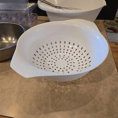 Assorted Kitchen Prep Tools & Storage