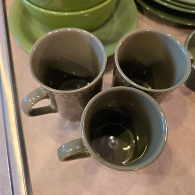 Green Dinnerware Set Mixed brands–