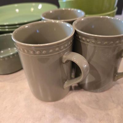 Green Dinnerware Set Mixed brands–