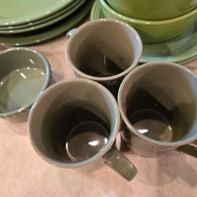 Green Dinnerware Set Mixed brands–