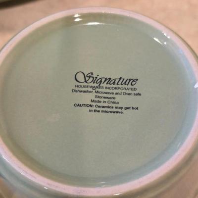 Green Dinnerware Set Mixed brands–