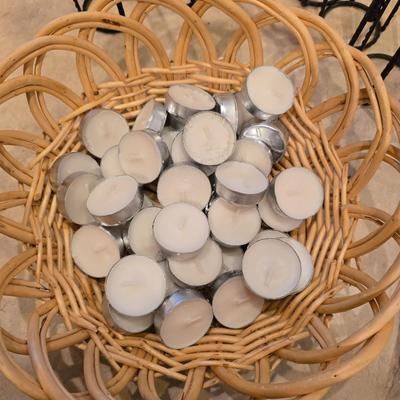 Modern Black adjustable Metal Candleholder Set with Tea Lights