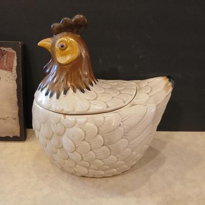 Farmhouse Rooster Wall Art & Ceramic Hen Cookie Jar