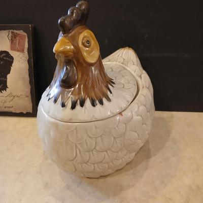 Farmhouse Rooster Wall Art & Ceramic Hen Cookie Jar