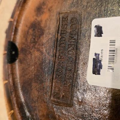 Pair of Decorative Faux Woven Charger Plate – NOT for Food Use (2 of 3)