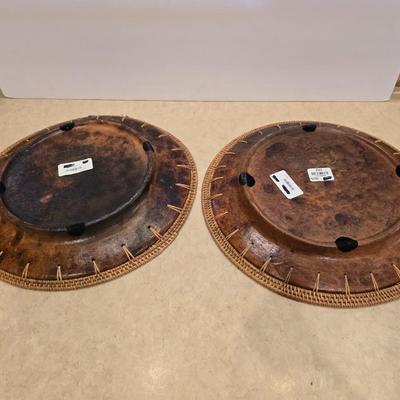 Pair of Decorative Faux Woven Charger Plate – NOT for Food Use (2 of 3)